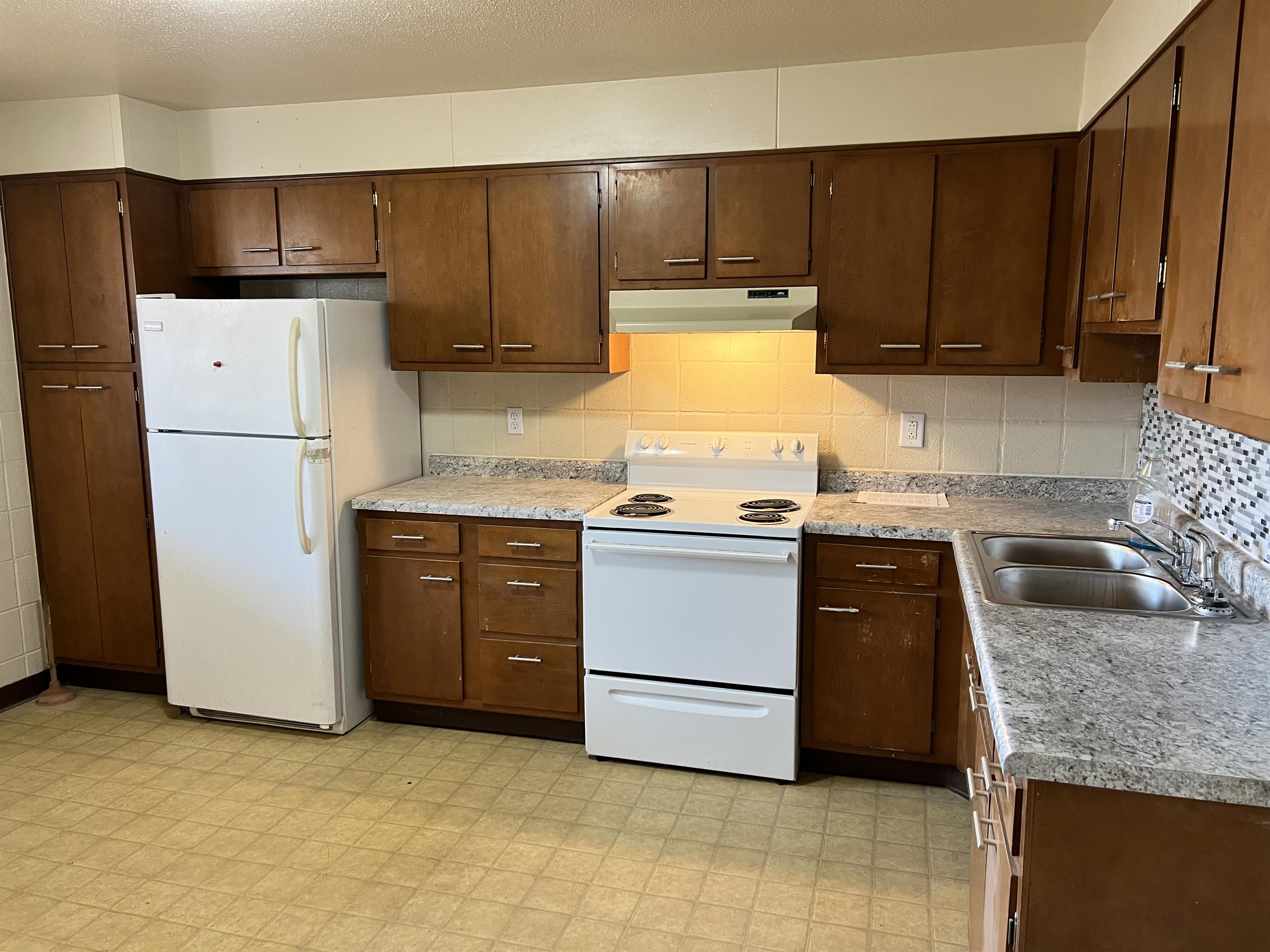 1116 East Morton Avenue - 51